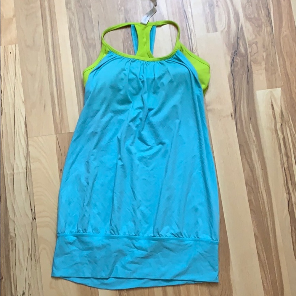 Lululemon tank